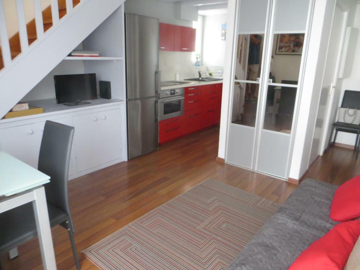 Residence Biak Bat Сібур Екстер'єр фото